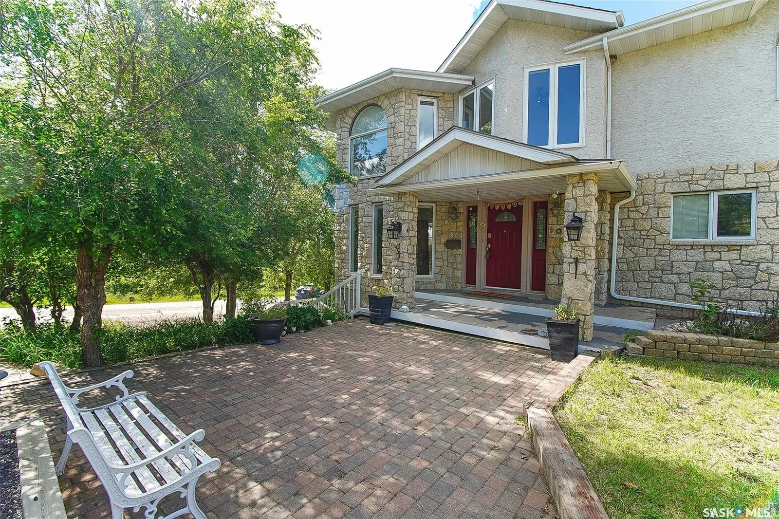 10 Meadow BAY