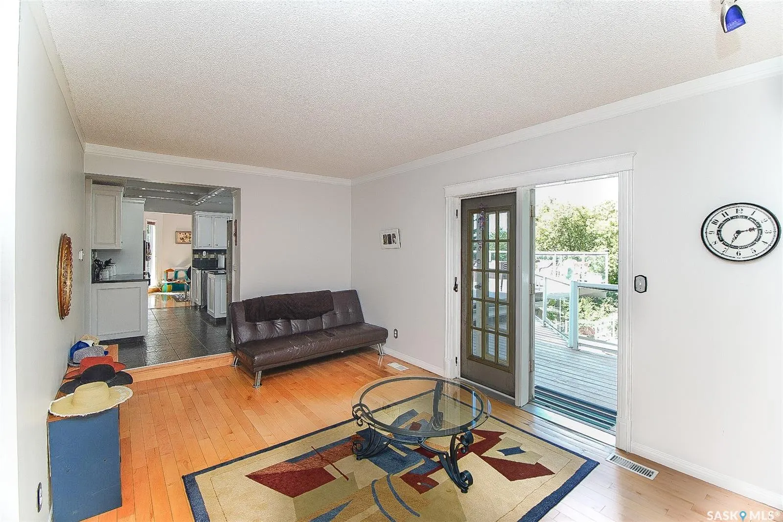 10 Meadow BAY