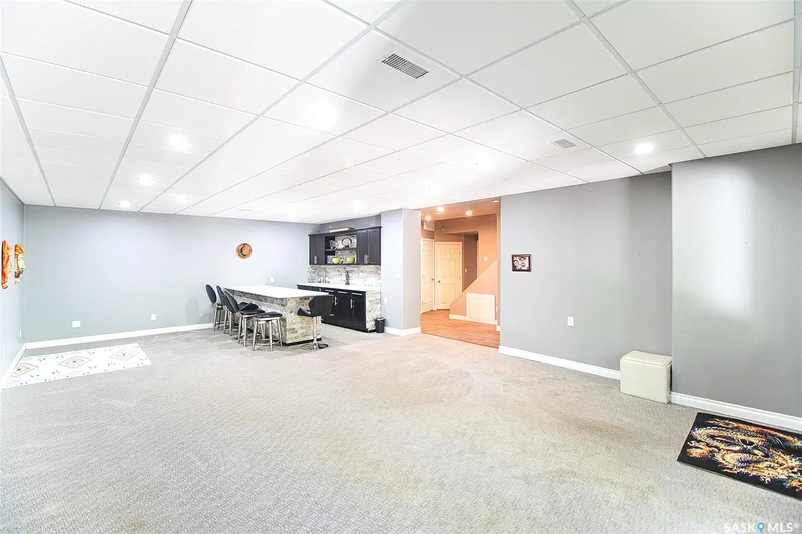 10 Meadow BAY