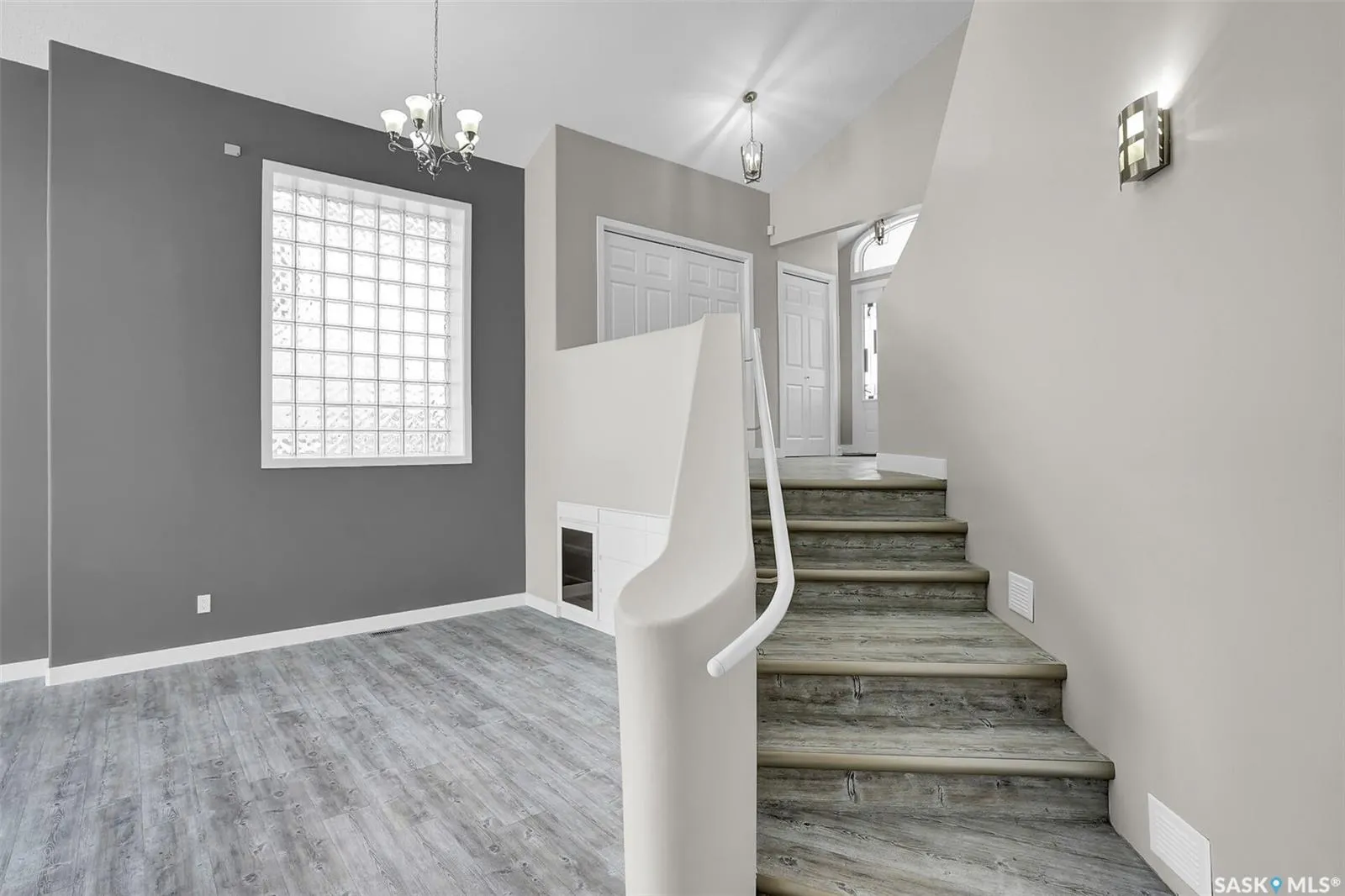 5006 Wascana Vista COURT