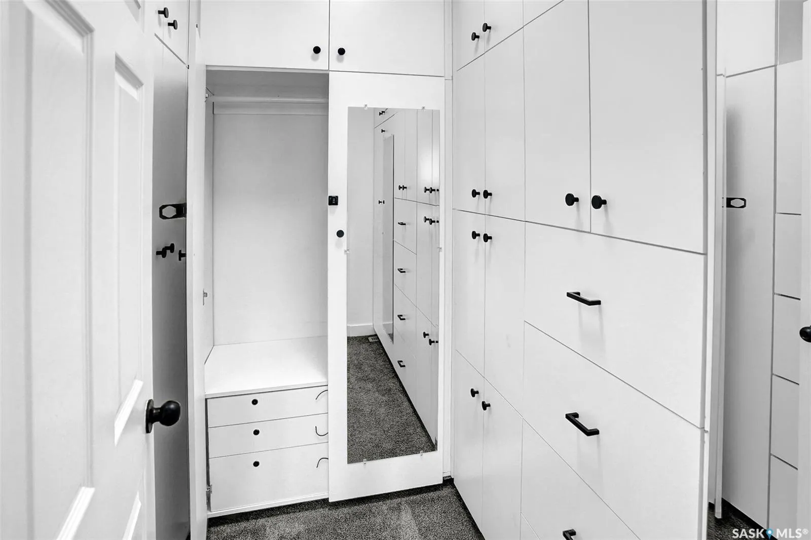 5006 Wascana Vista COURT
