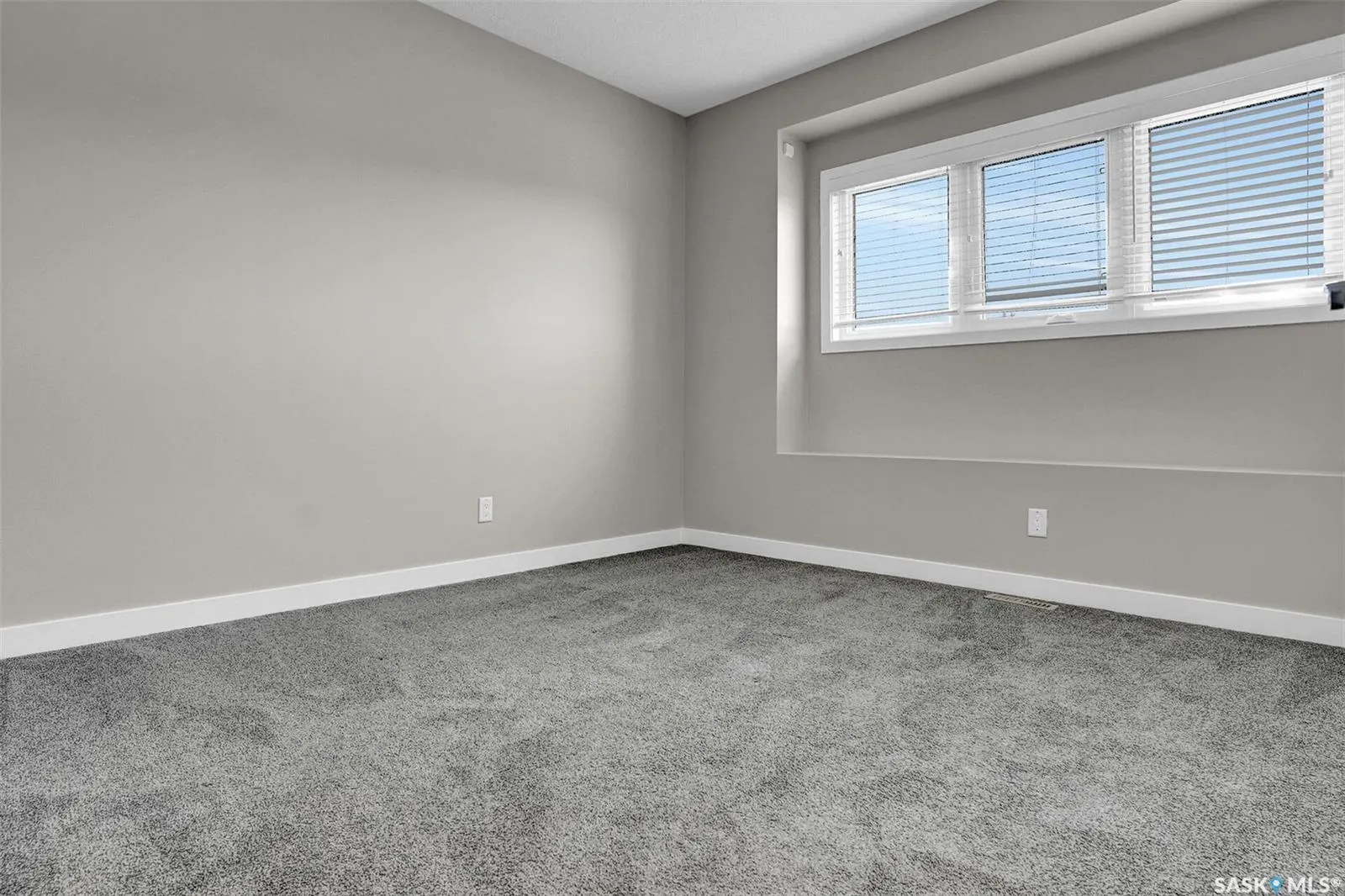 5006 Wascana Vista COURT