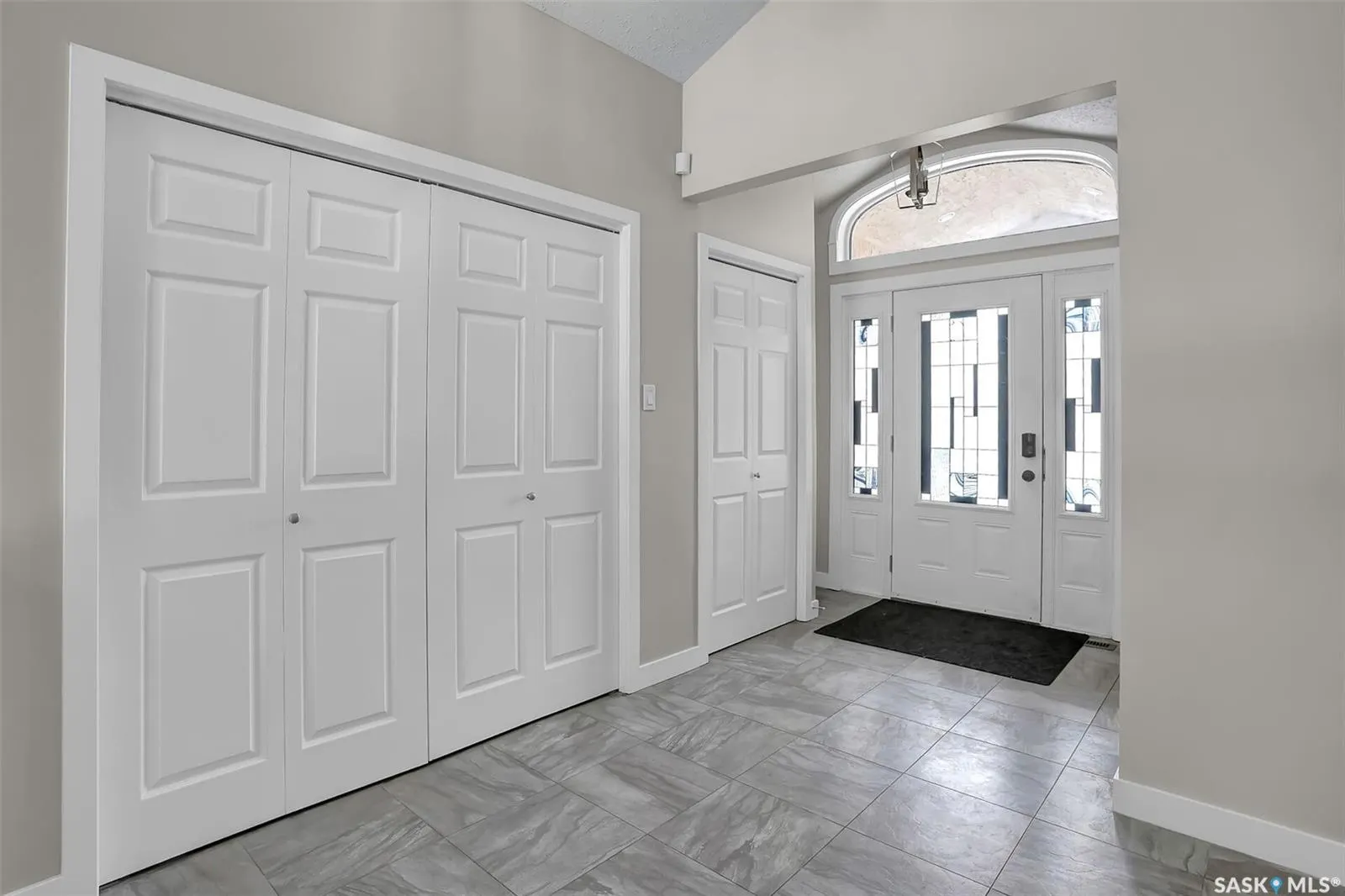 5006 Wascana Vista COURT
