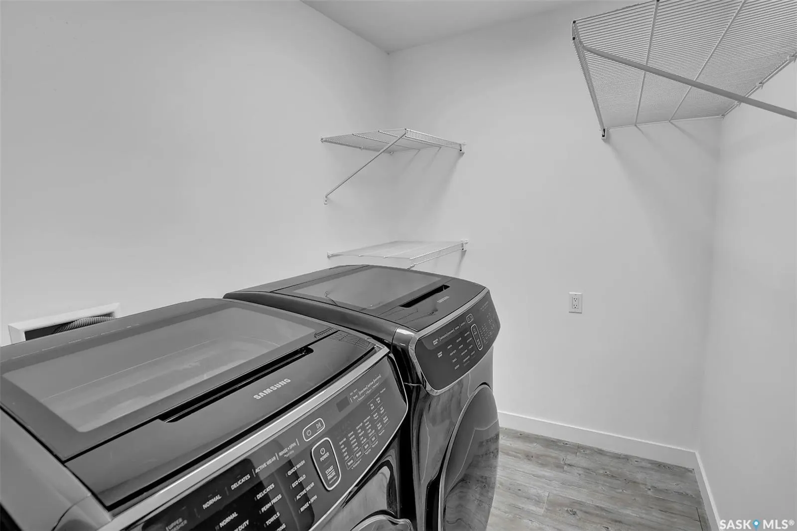 5006 Wascana Vista COURT