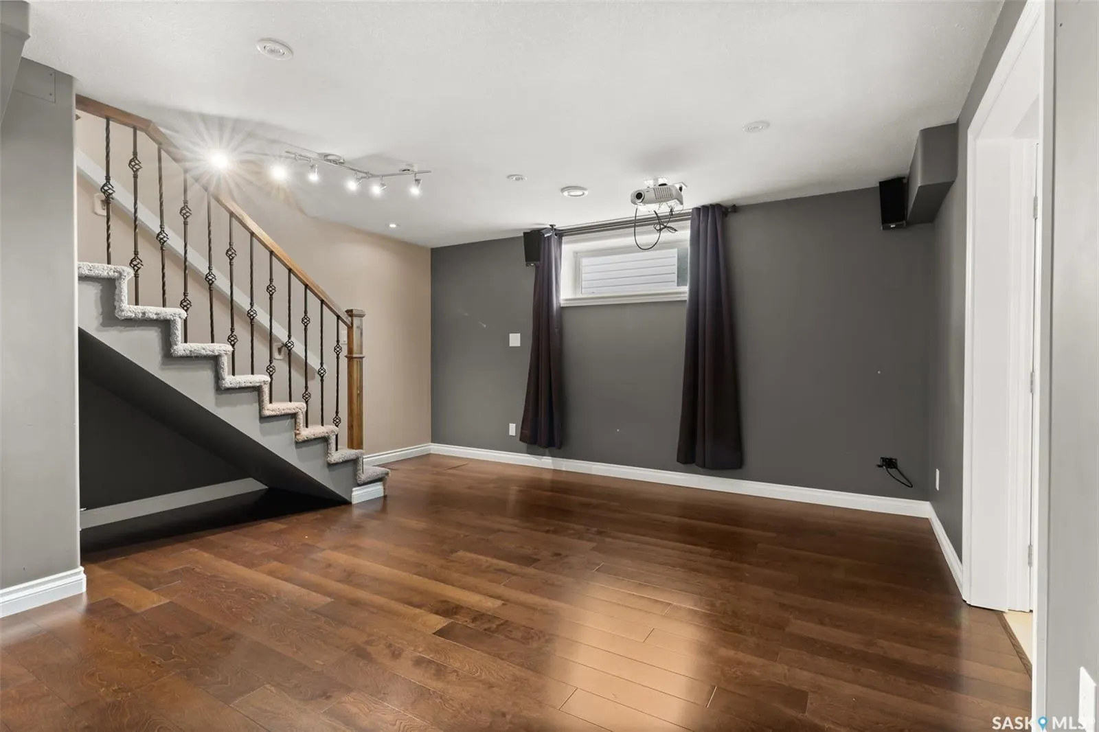 4521 Padwick ROAD