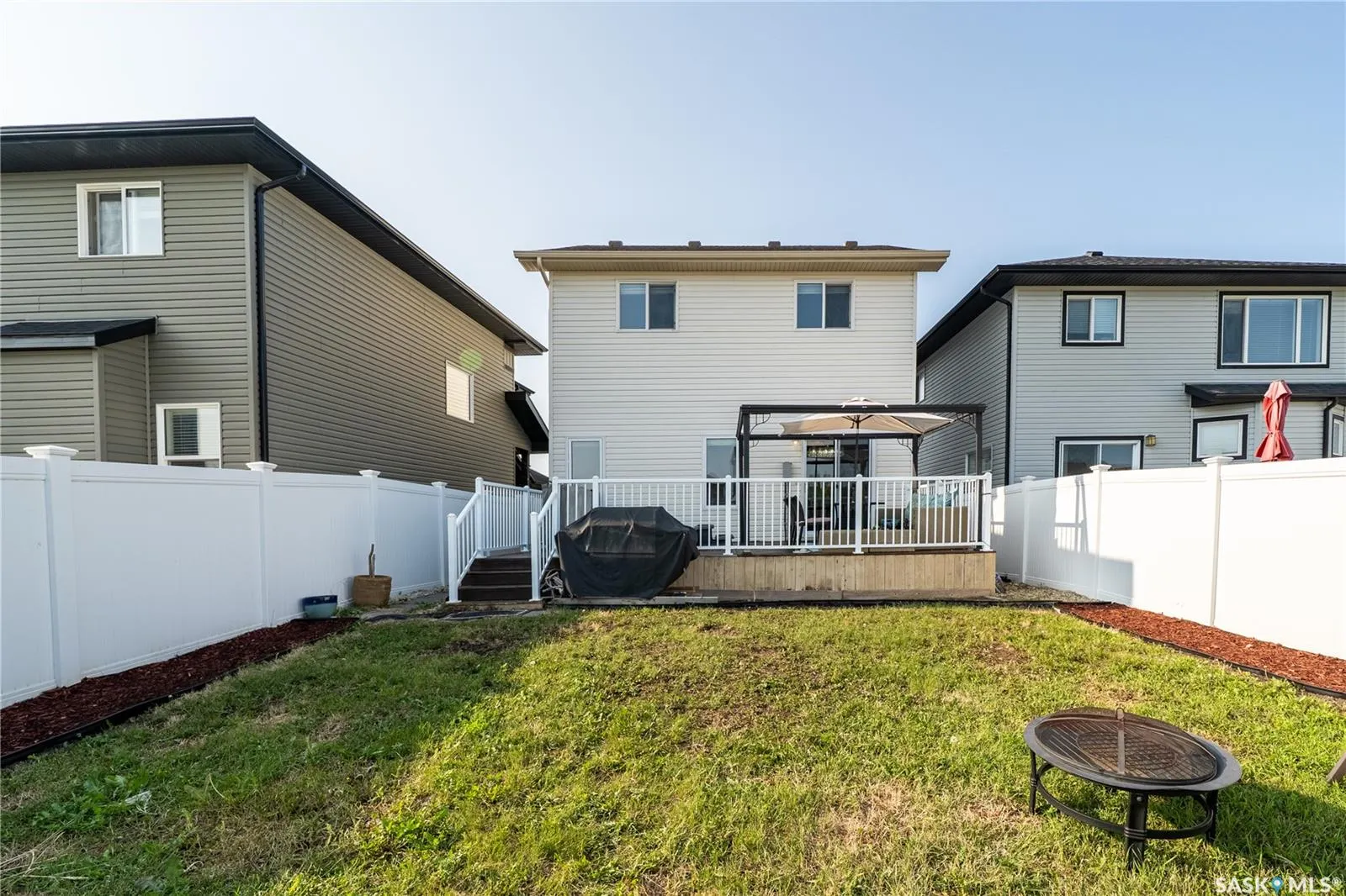5427 Universal CRESCENT