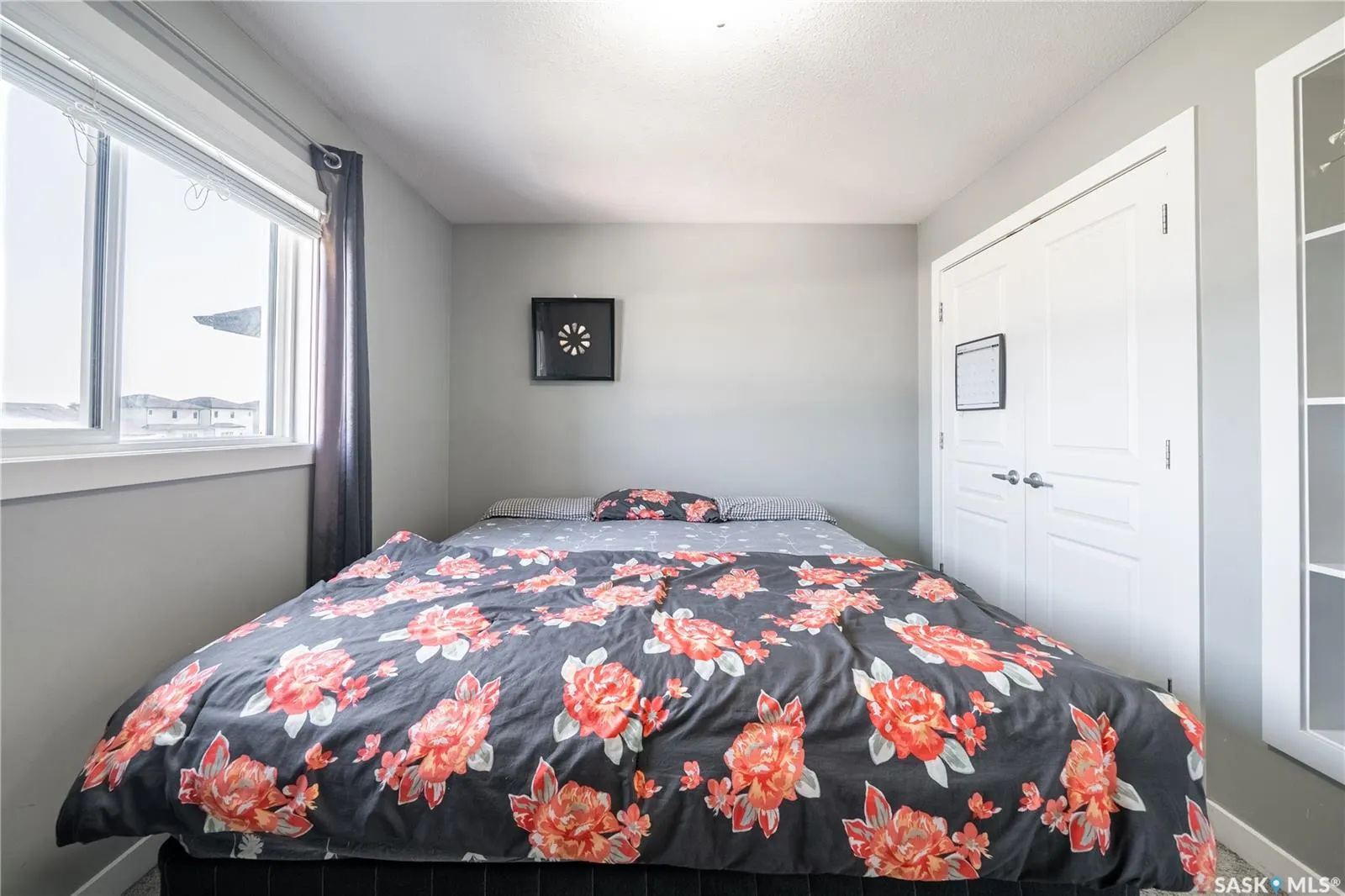 5427 Universal CRESCENT