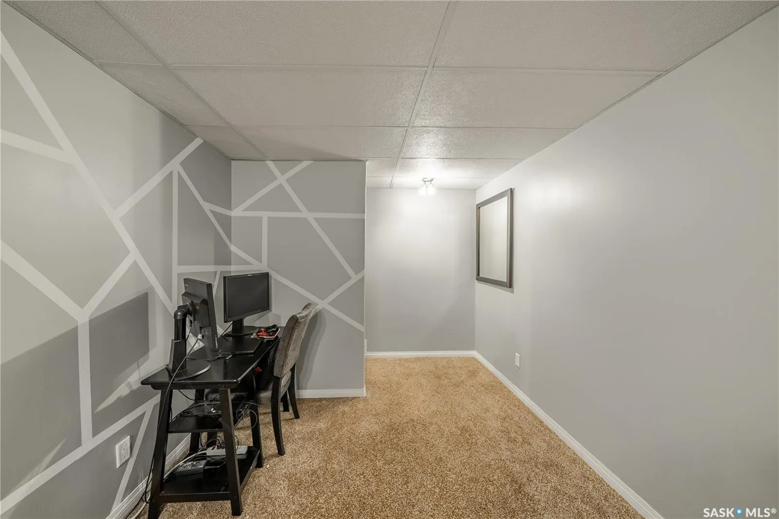 5427 Universal CRESCENT