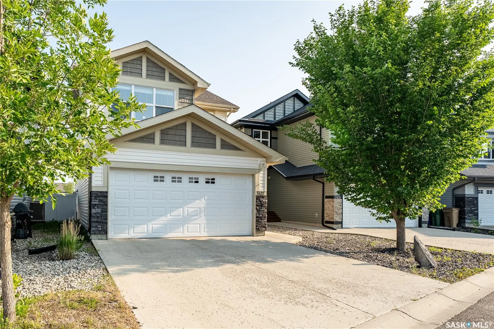 5427 Universal CRESCENT