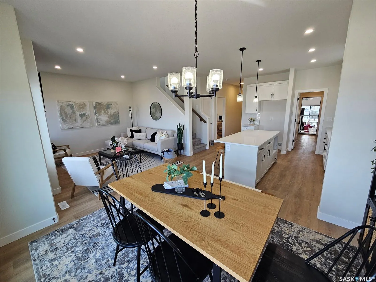 3184 Favel DRIVE