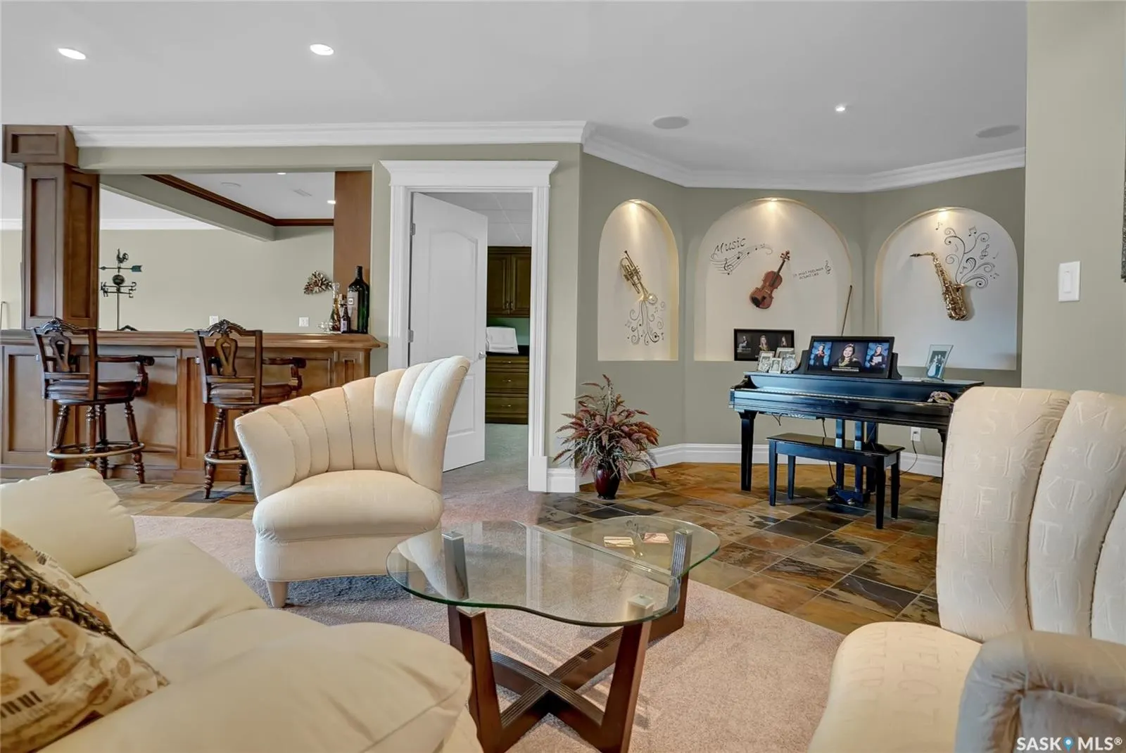 1453 Normandy DRIVE