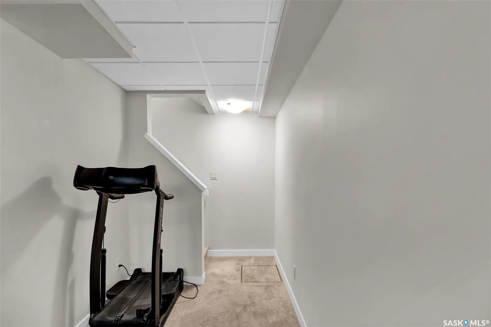 5280 Crane CRESCENT