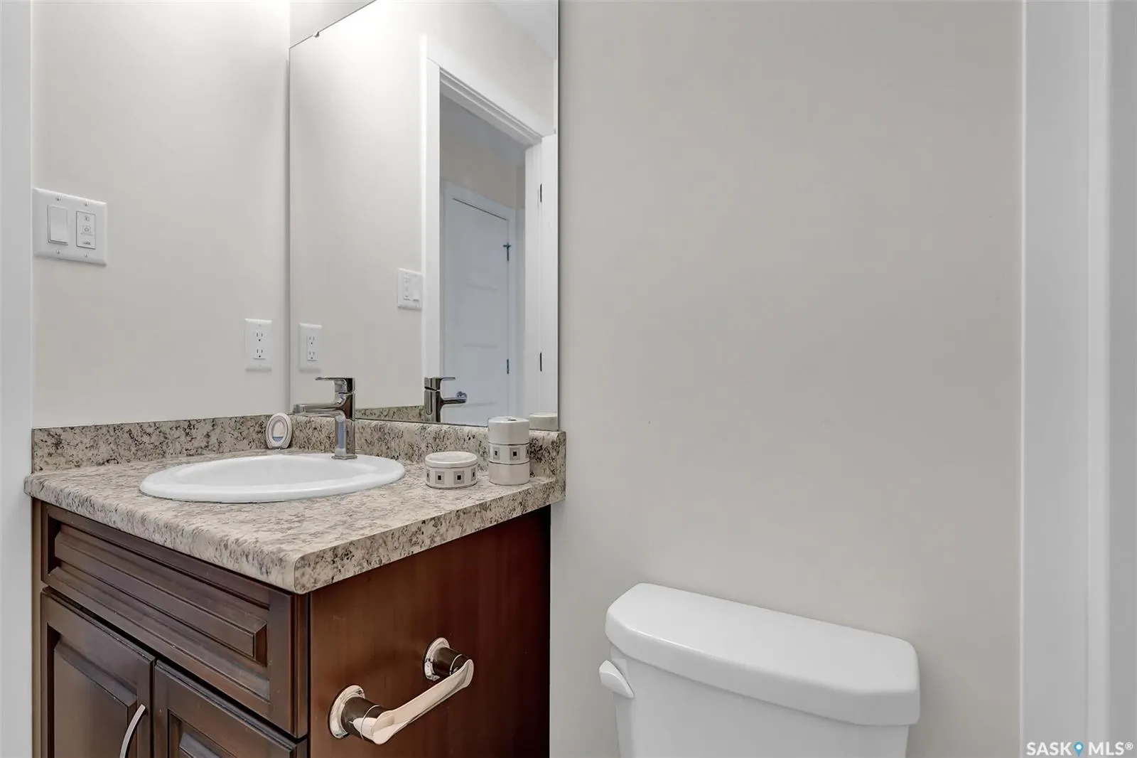5280 Crane CRESCENT