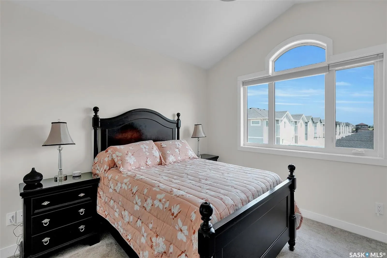 5280 Crane CRESCENT
