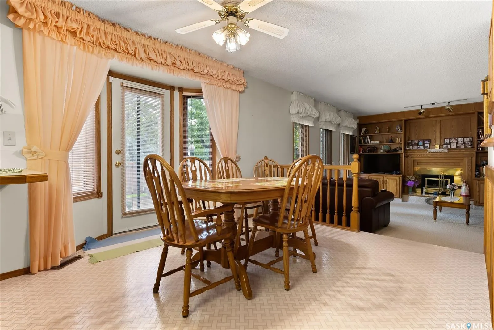 238 Rogers ROAD