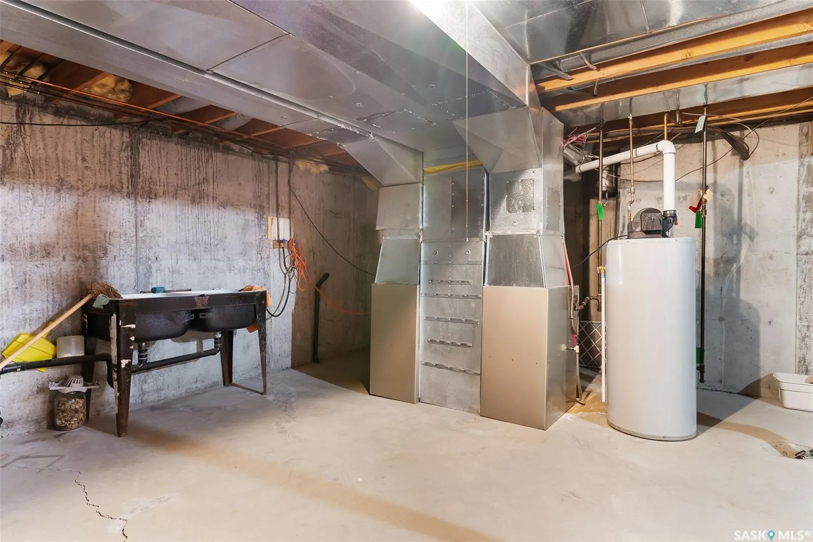 238 Rogers ROAD