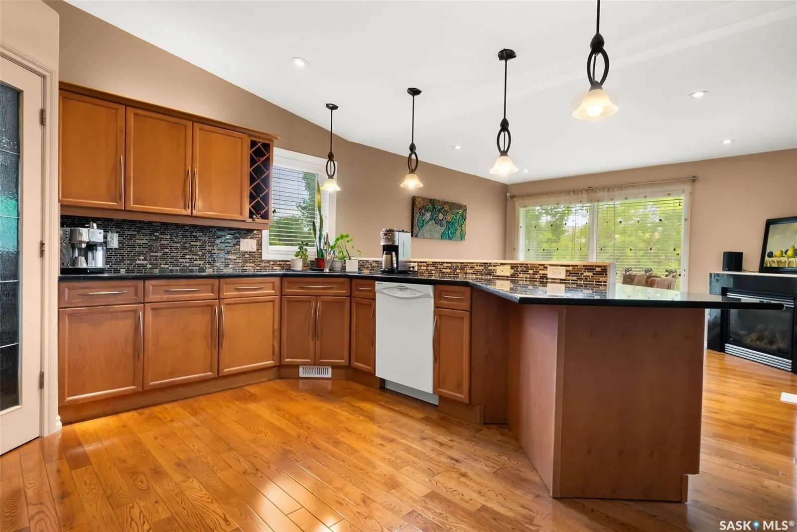 6263 Wascana Court CRESCENT