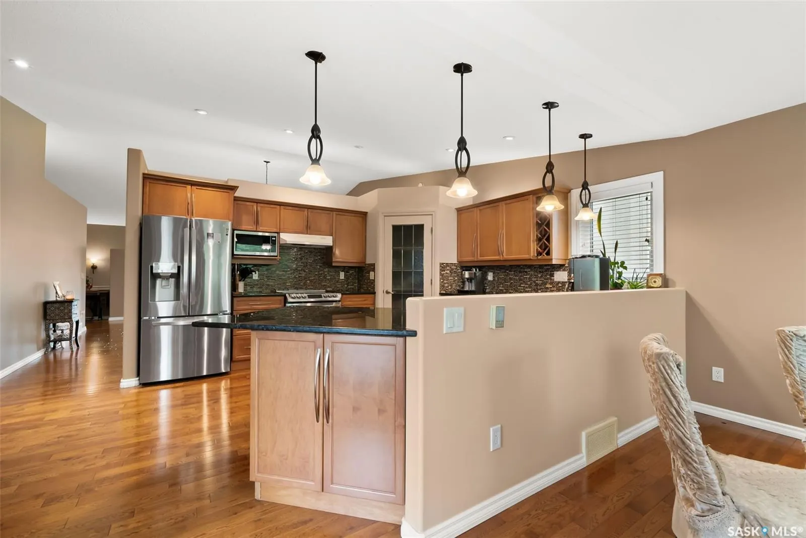 6263 Wascana Court CRESCENT