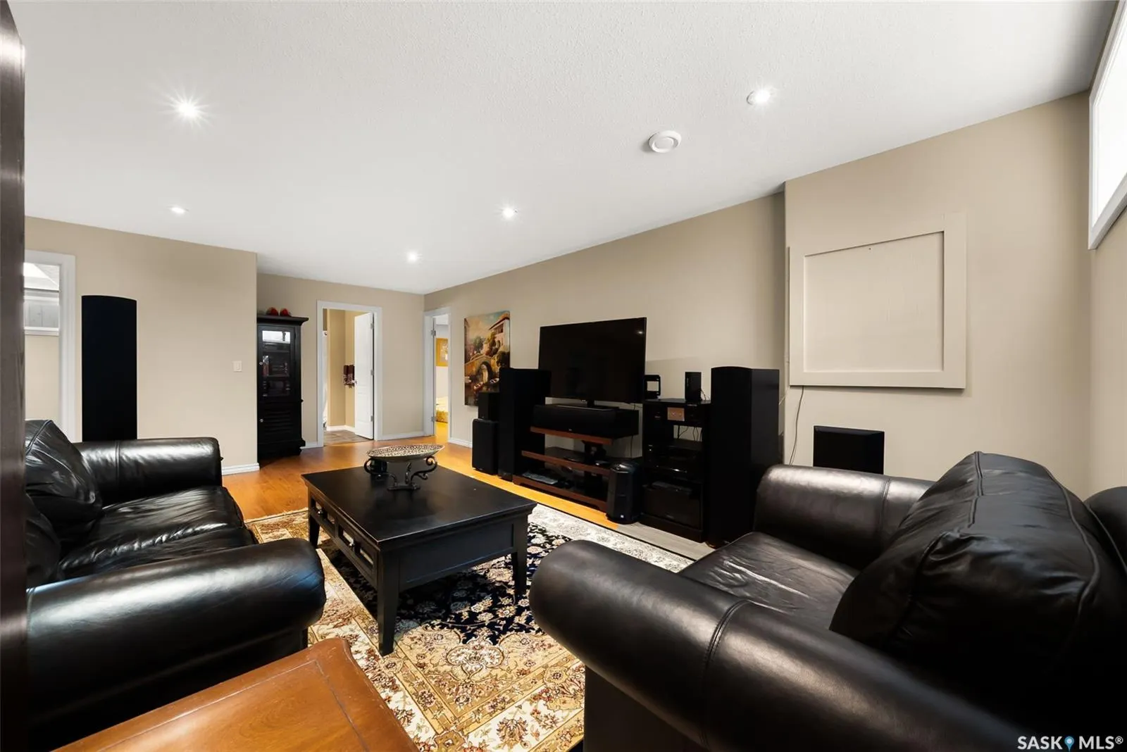6263 Wascana Court CRESCENT