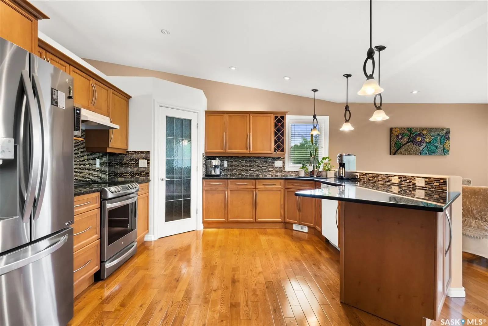 6263 Wascana Court CRESCENT