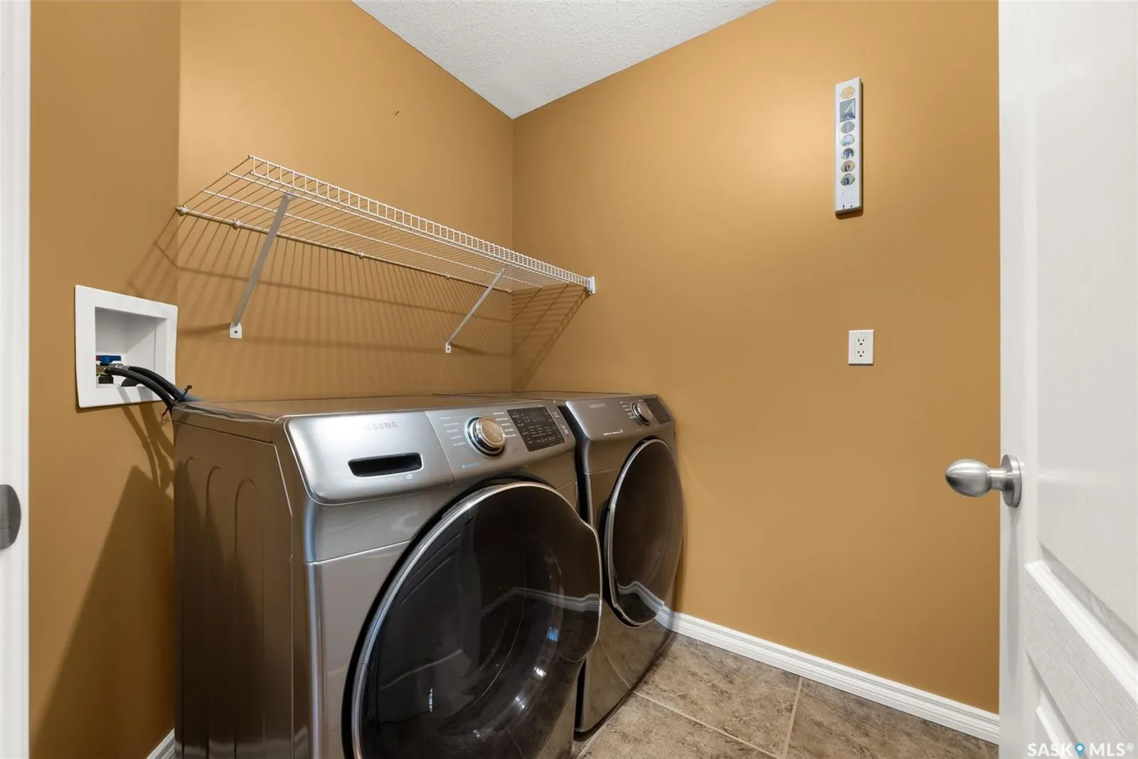 6263 Wascana Court CRESCENT