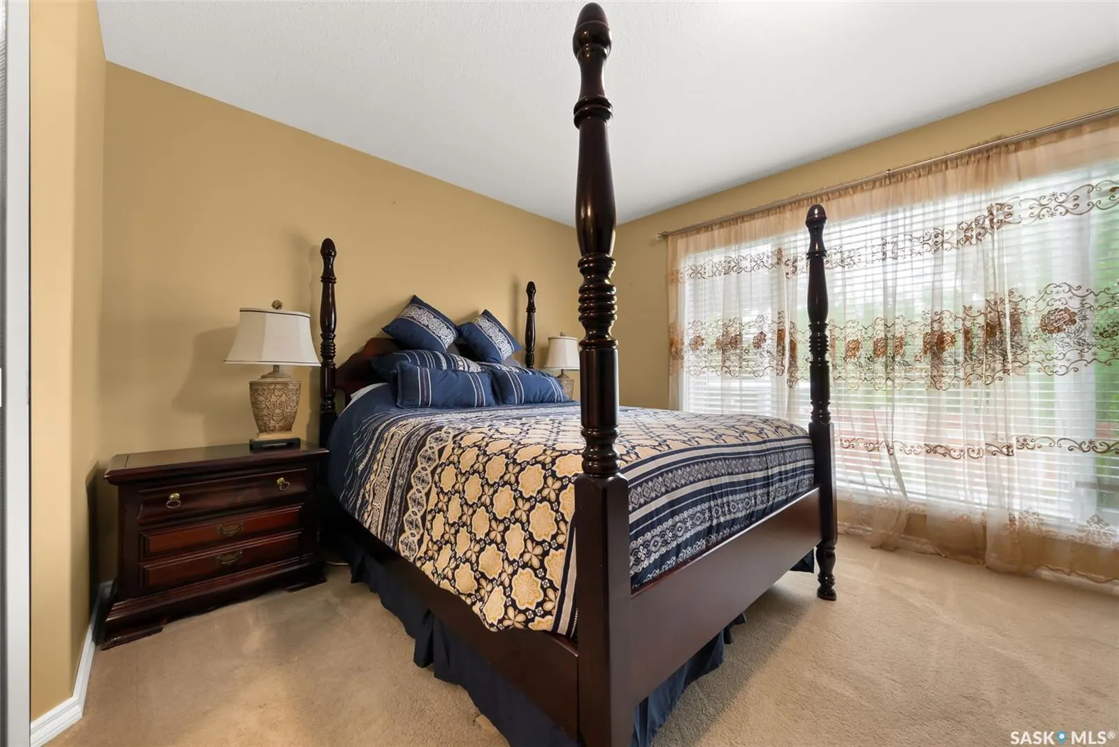 6263 Wascana Court CRESCENT