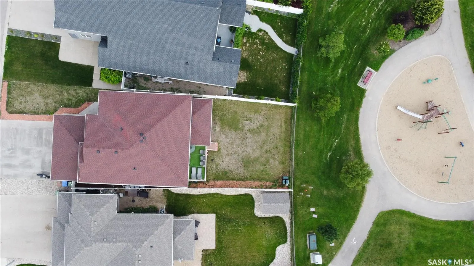5021 Anthony WAY