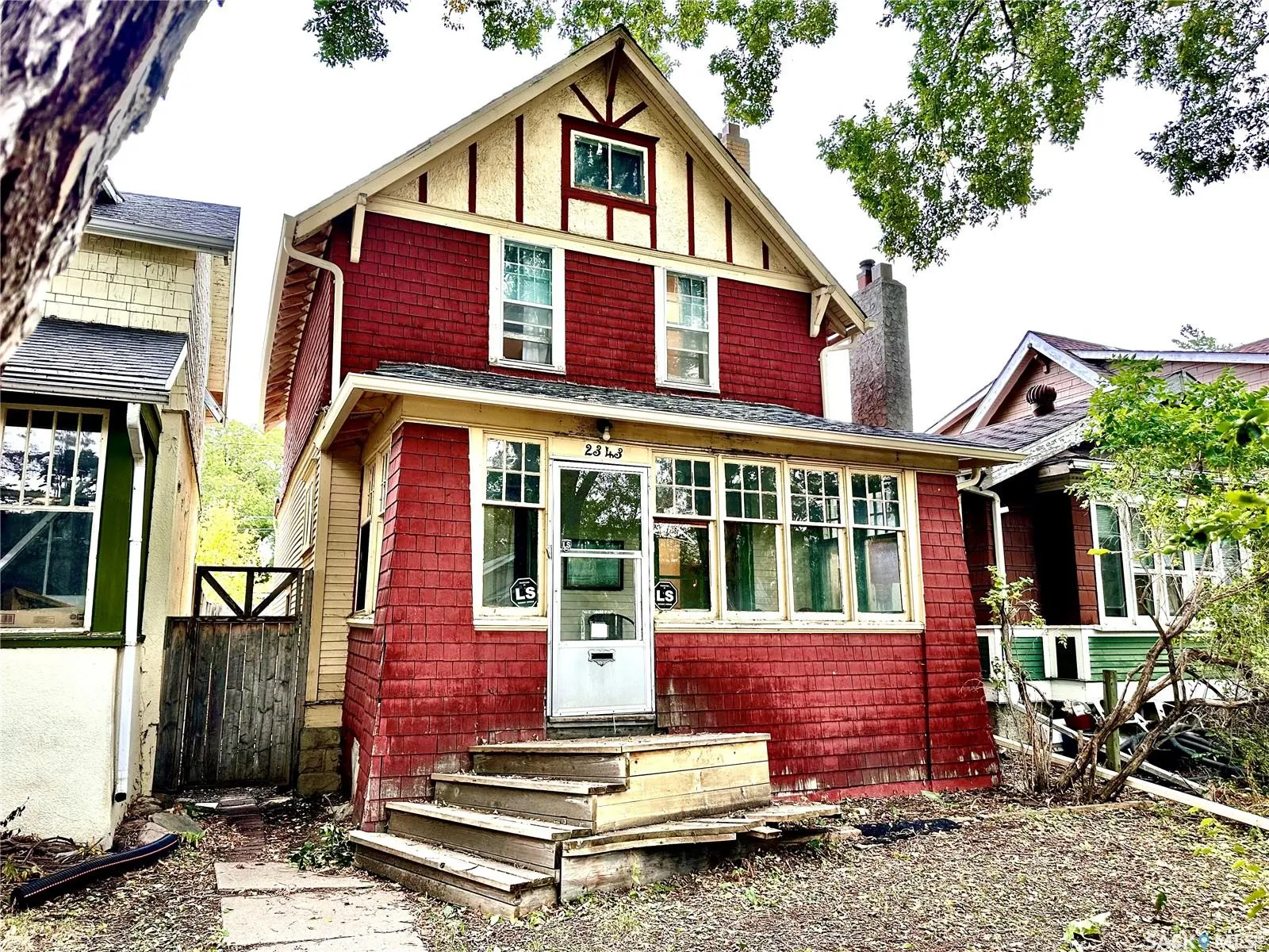 2343 QUEBEC STREET