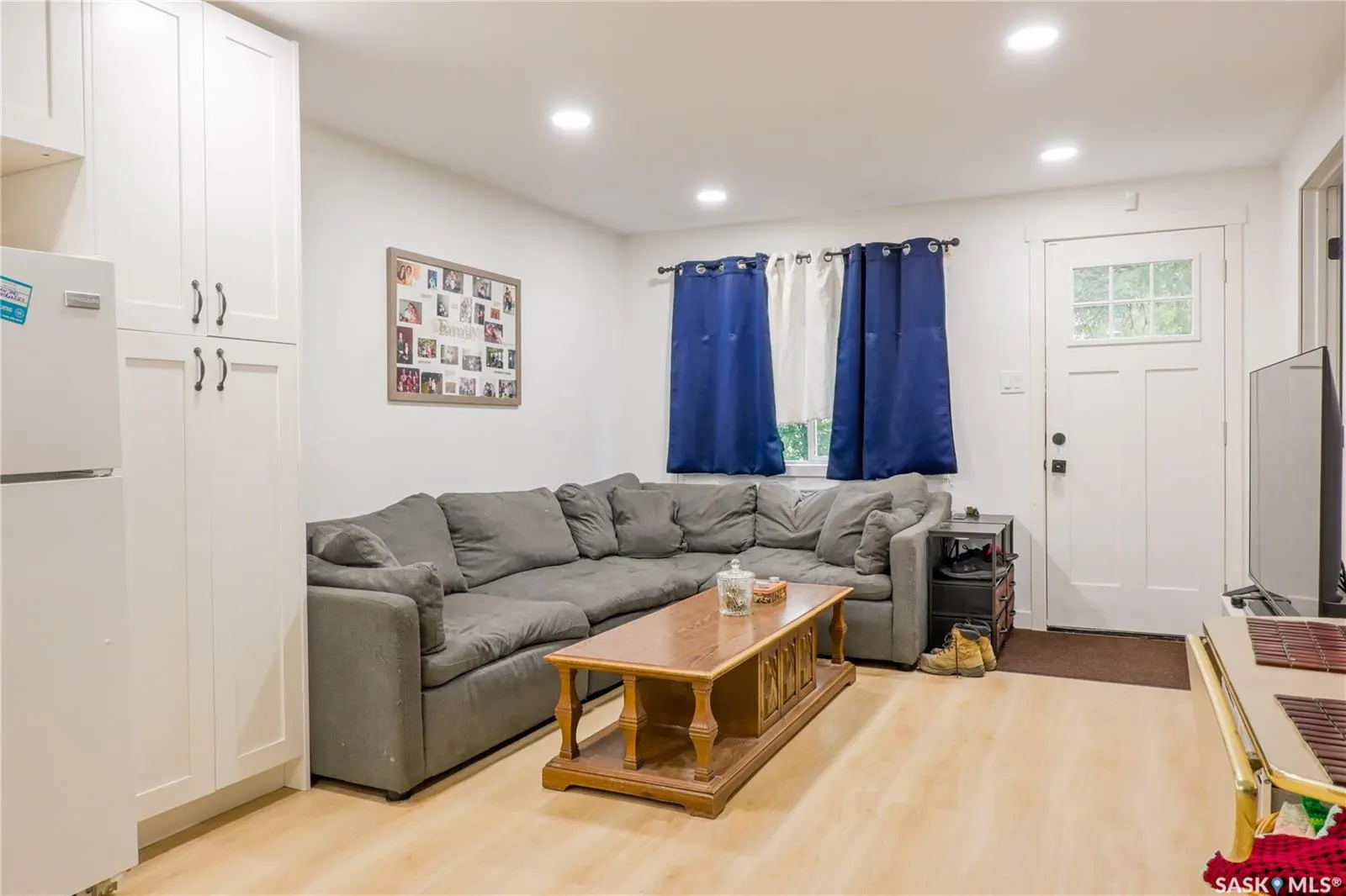 693 Retallack STREET