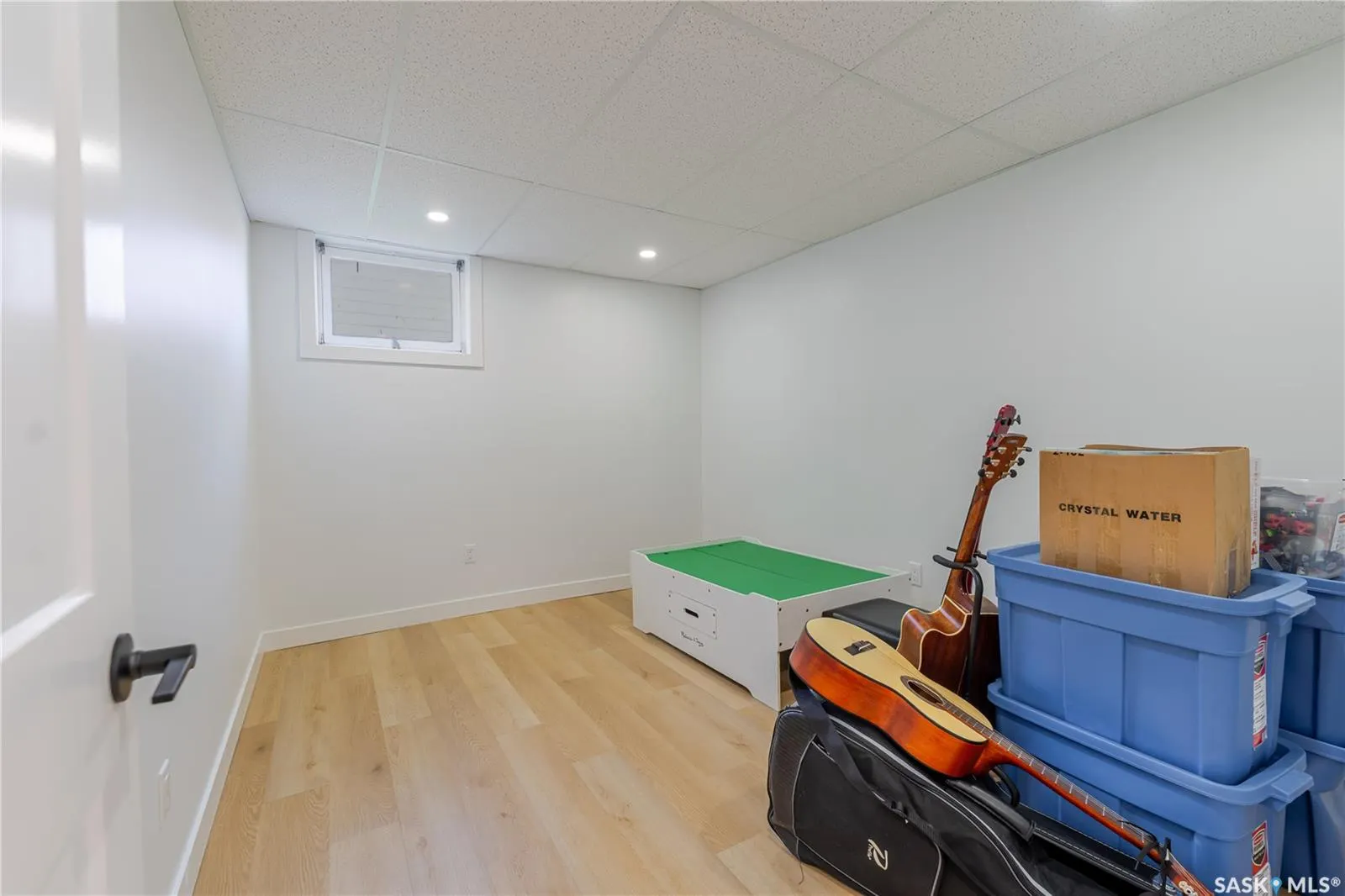 1363 Queen CRESCENT