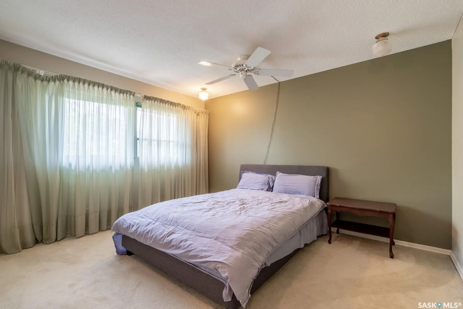 145 Mayfair CRESCENT