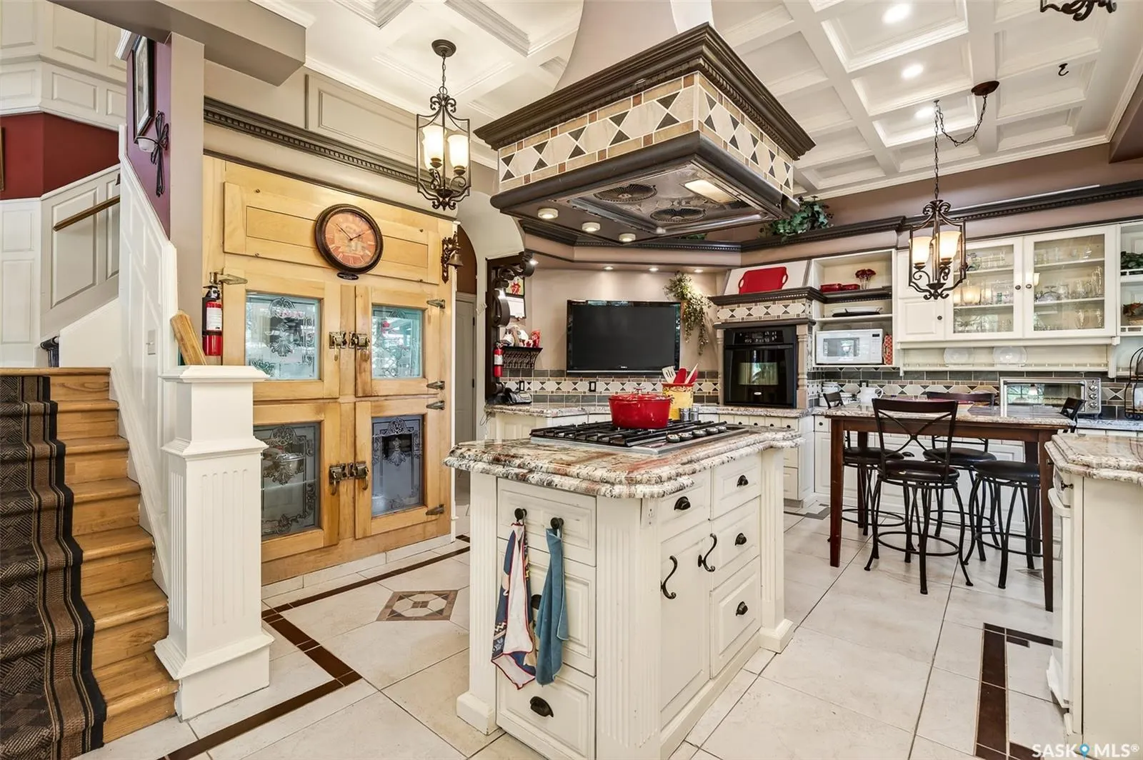 220 Hall STREET W