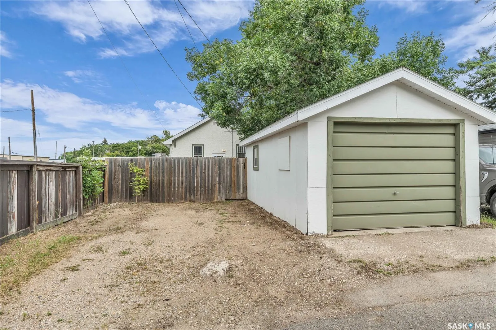 1942 Elphinstone STREET