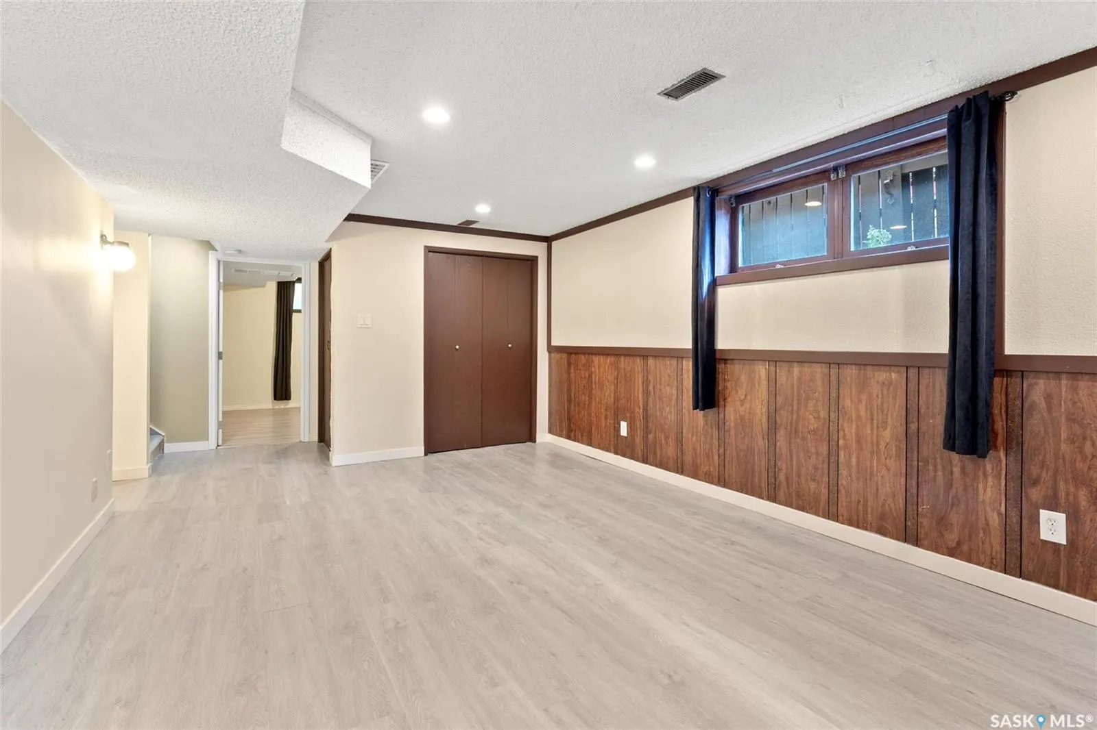 434 Delaronde ROAD