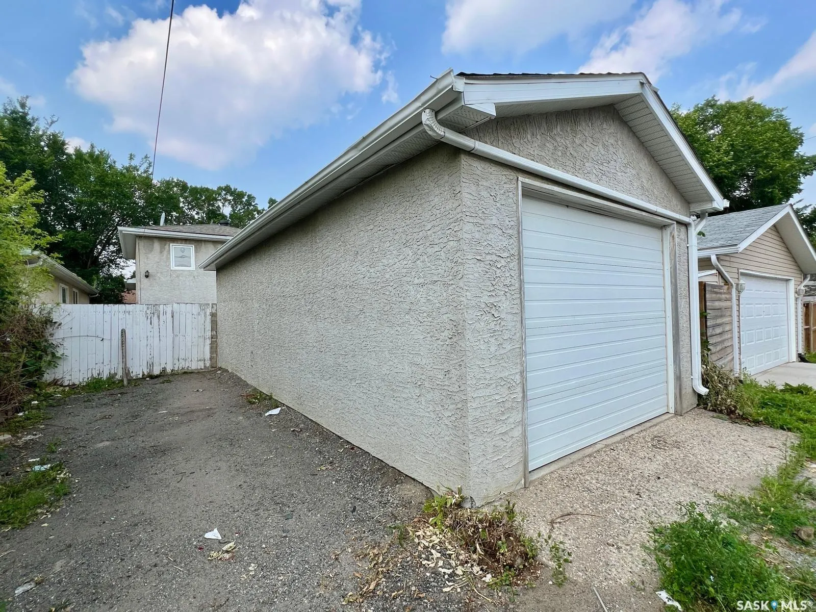 225 Angus STREET