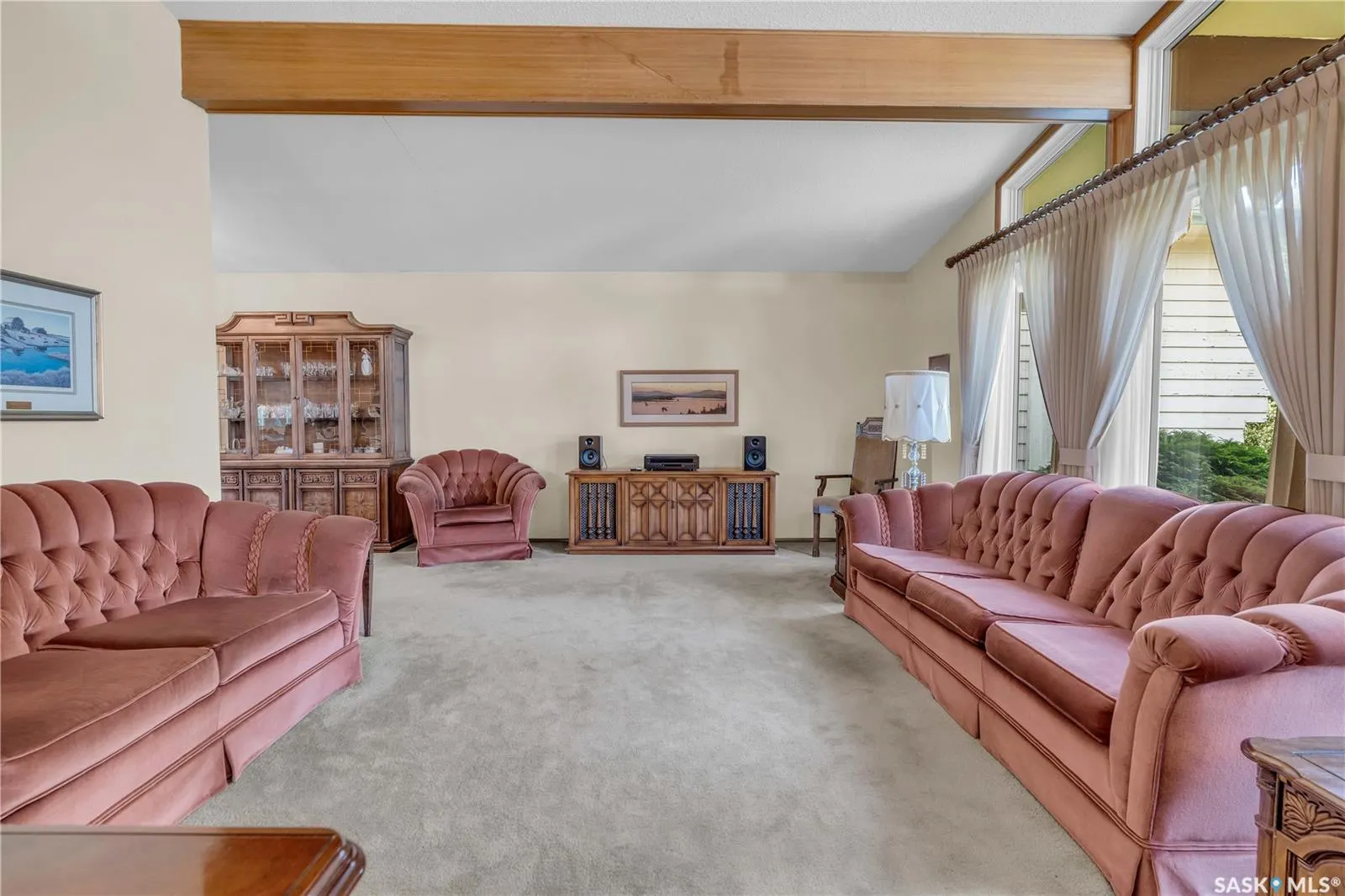 195 McDougall CRESCENT