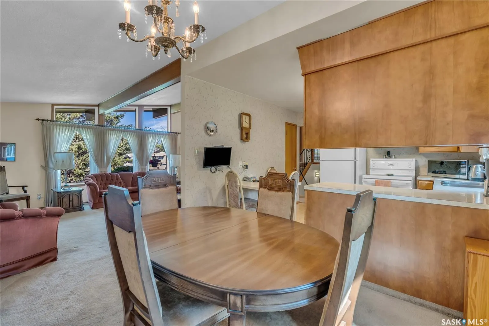 195 McDougall CRESCENT