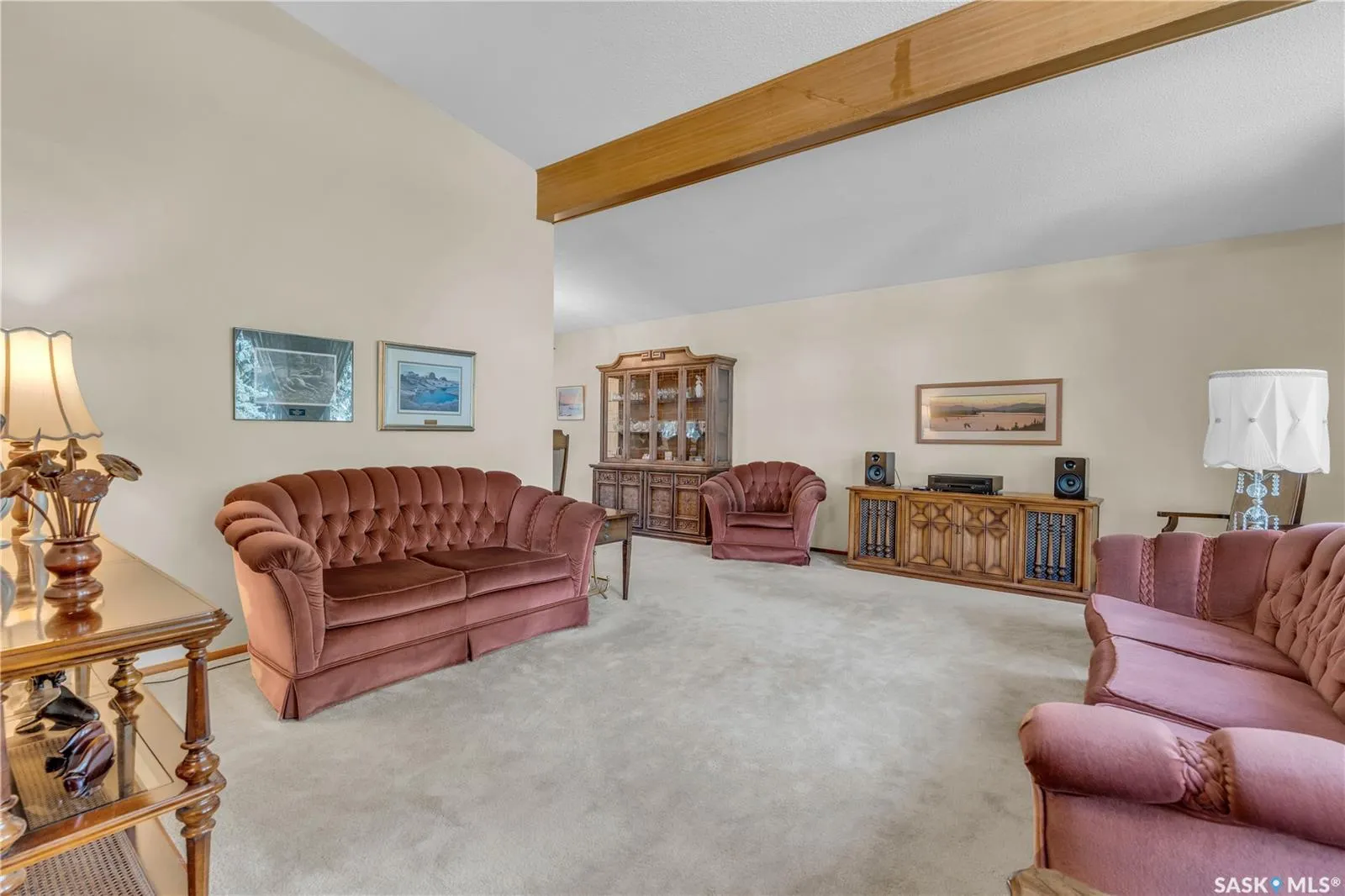 195 McDougall CRESCENT