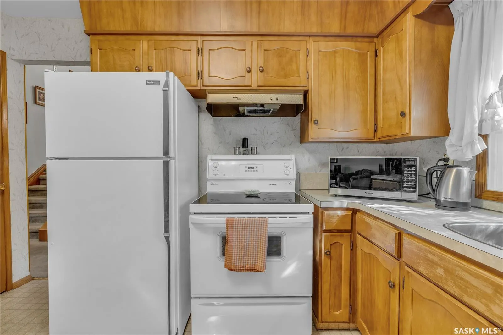 195 McDougall CRESCENT