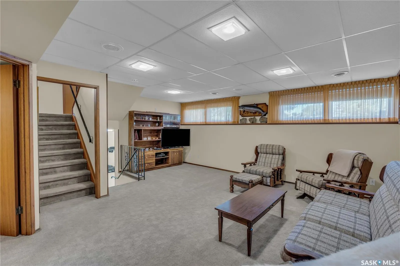 195 McDougall CRESCENT