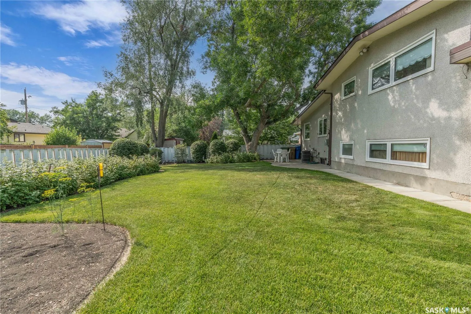 195 McDougall CRESCENT