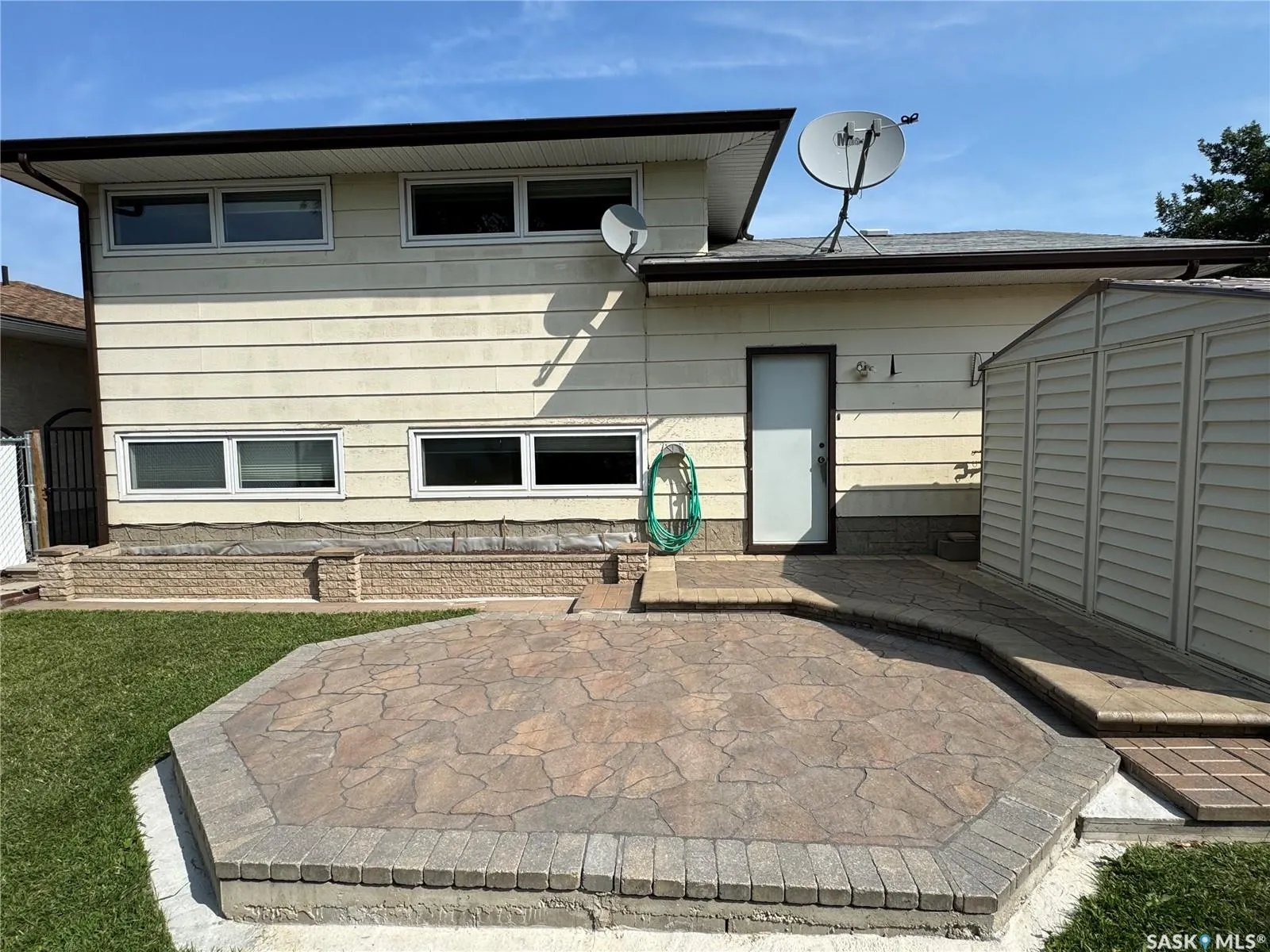 186 Bothwell CRESCENT