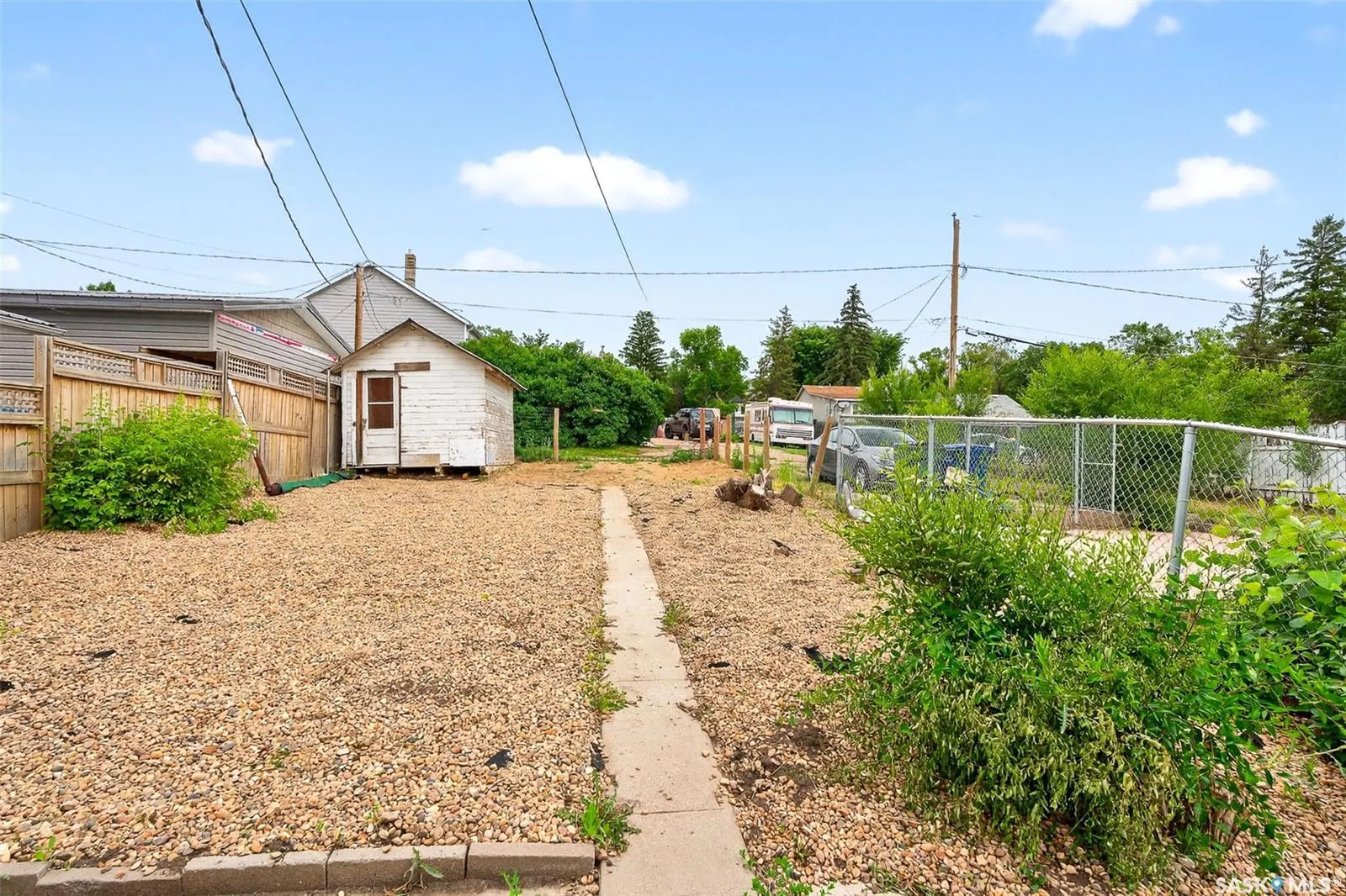 964 Athabasca STREET W