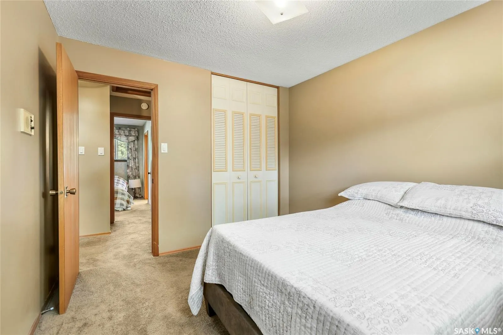 10 Selkirk CRESCENT