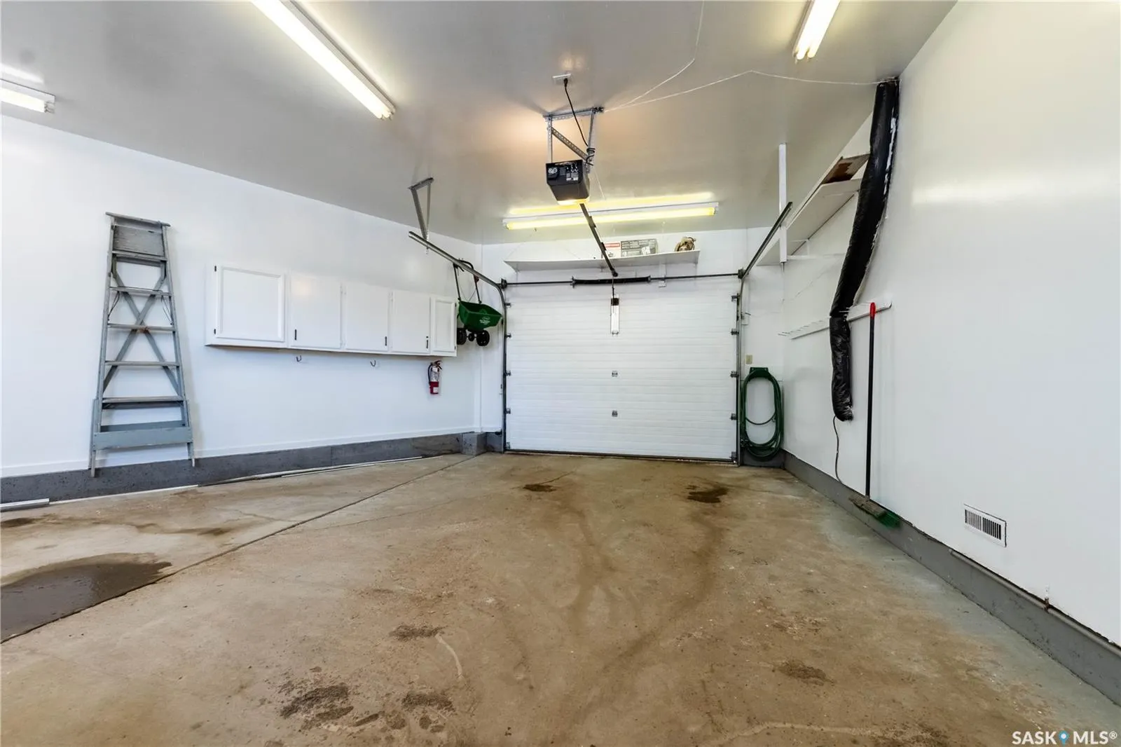 1341 King CRESCENT