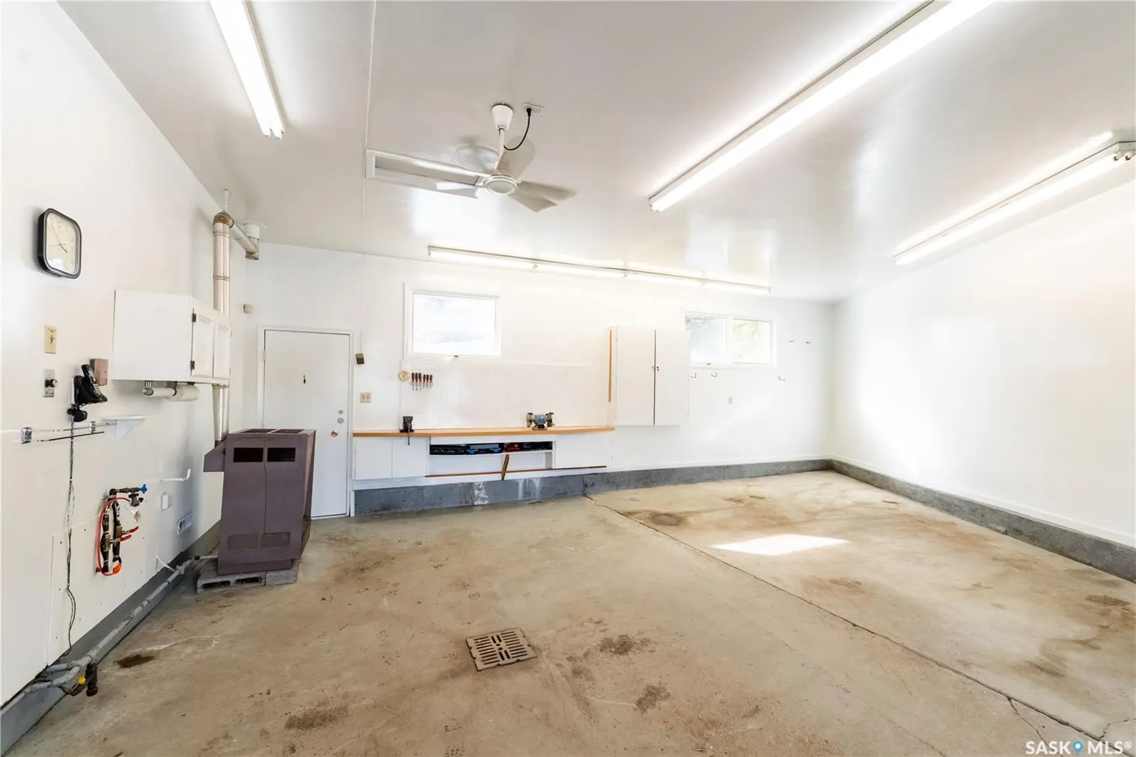 1341 King CRESCENT