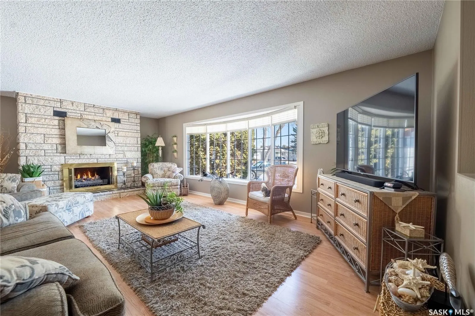 1341 King CRESCENT
