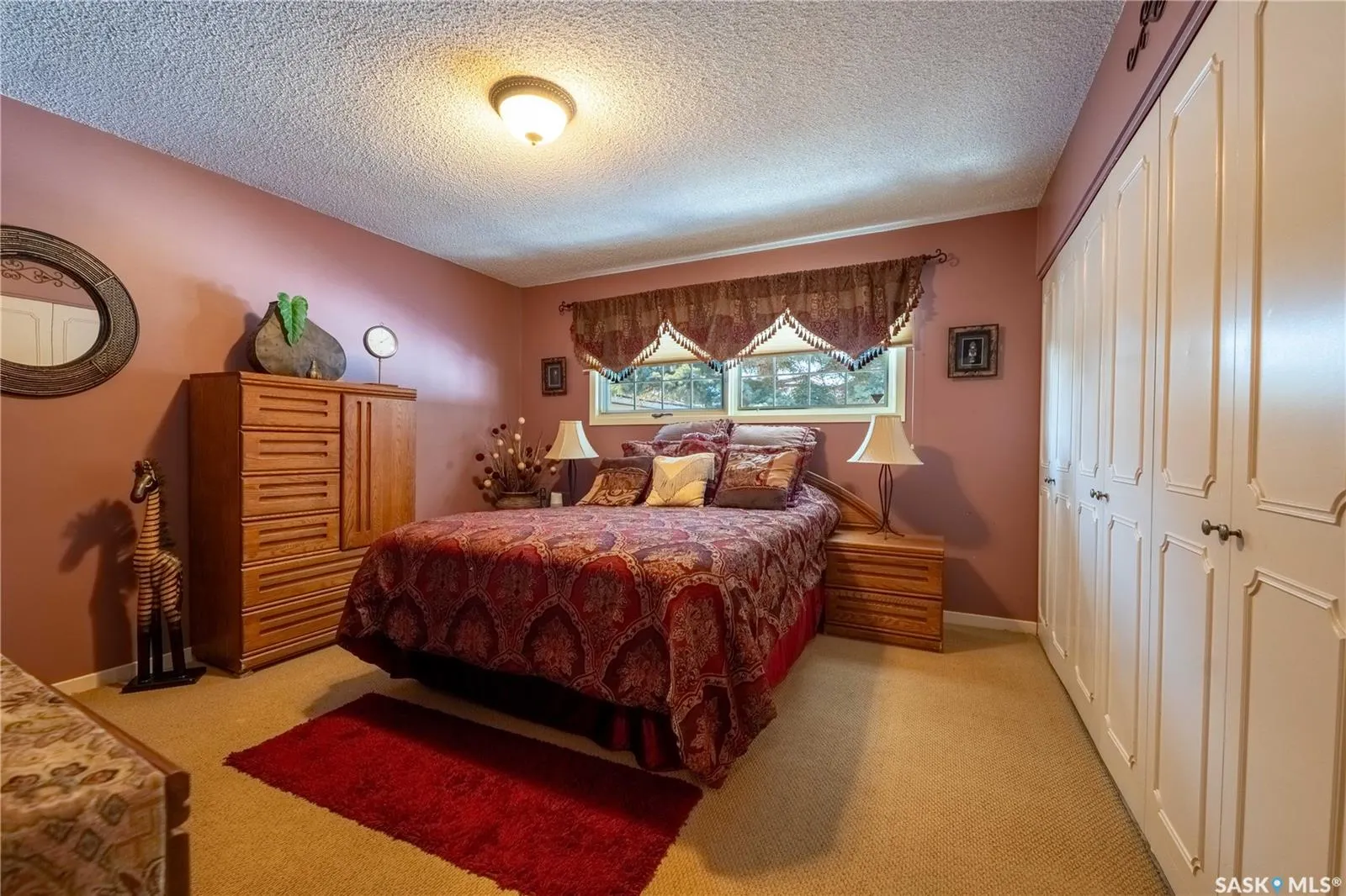 1341 King CRESCENT