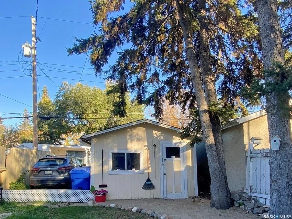 1443 Princess STREET