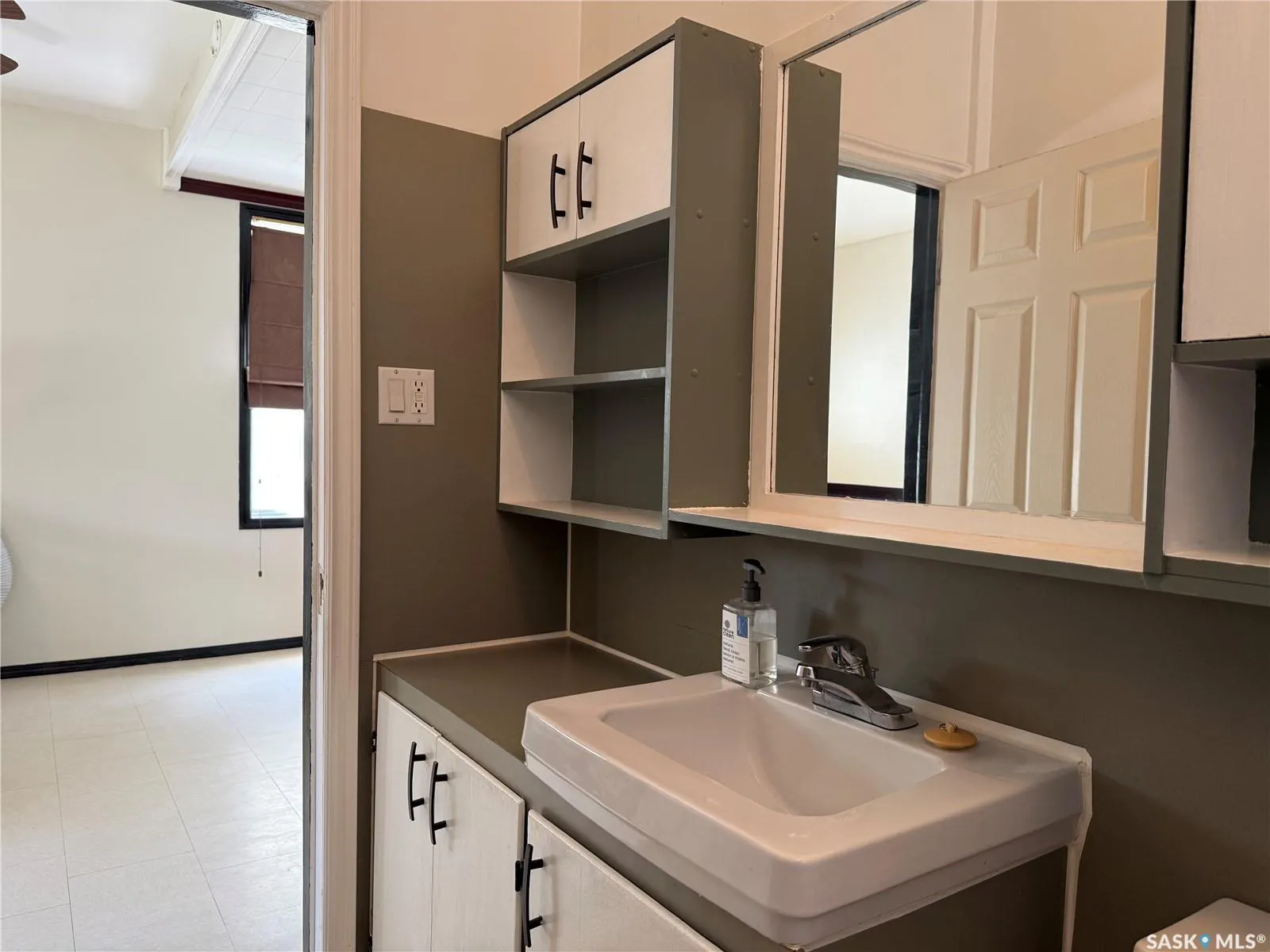 151 Coteau STREET W